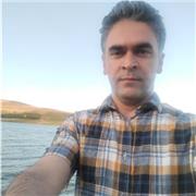 English tutor that is expert in software and computer engineering